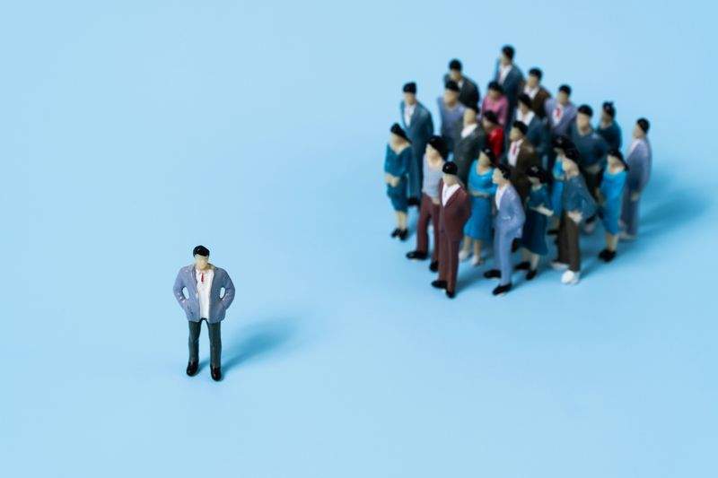 会議体の見直しと運営支援